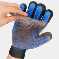 gant-brosse-pour-chat-pour-massage