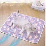 tapis-rafraichissant-chat-avec-motifs-gris